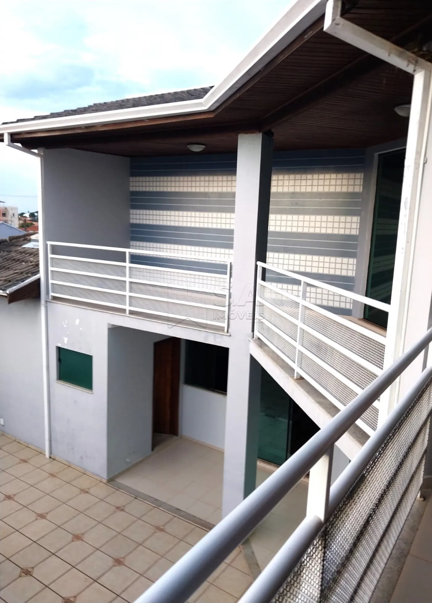 CASA, 5 qtos (4 st), 500 m².