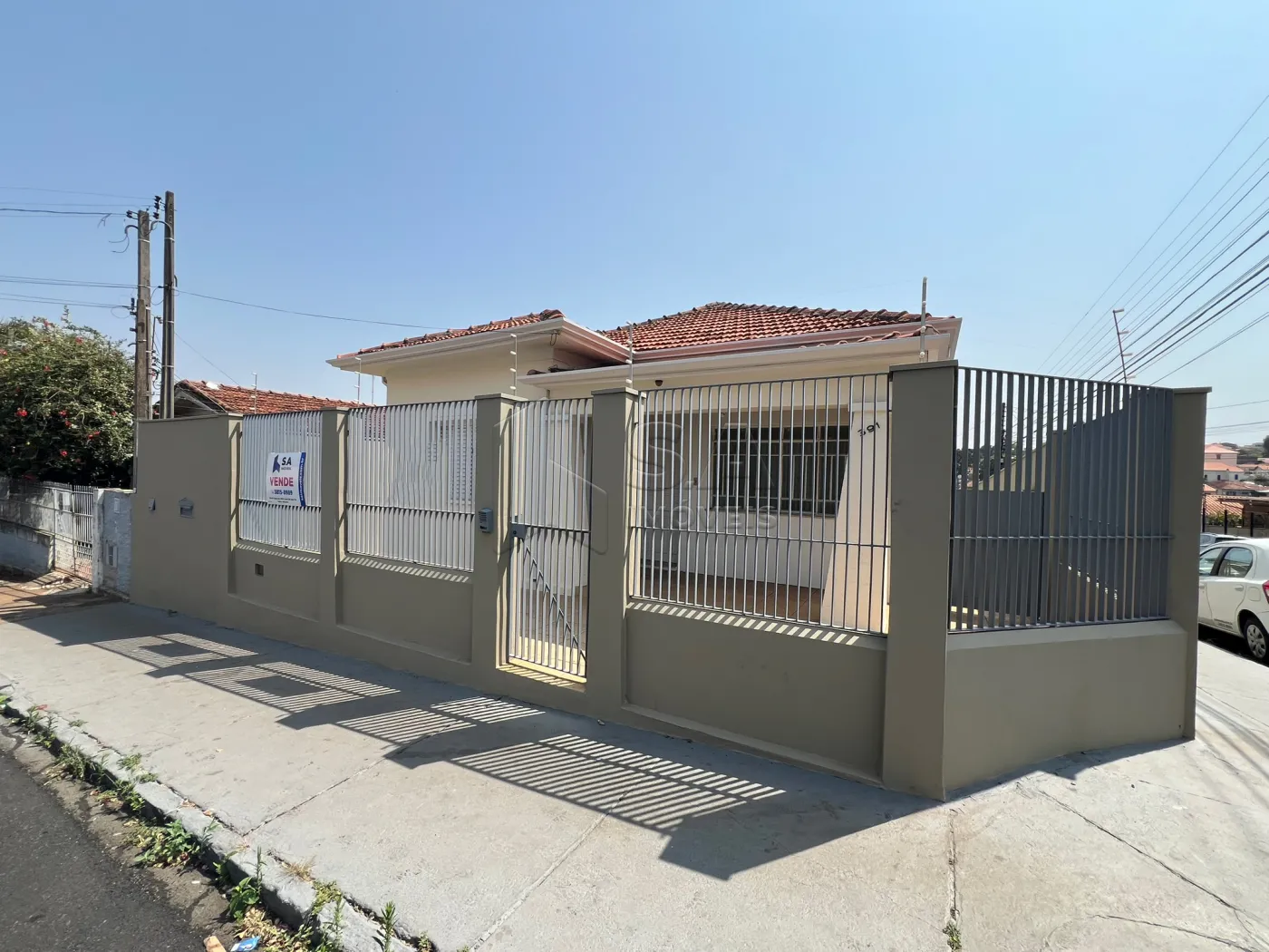 CASA, 3 qtos (1 st), 240 m².