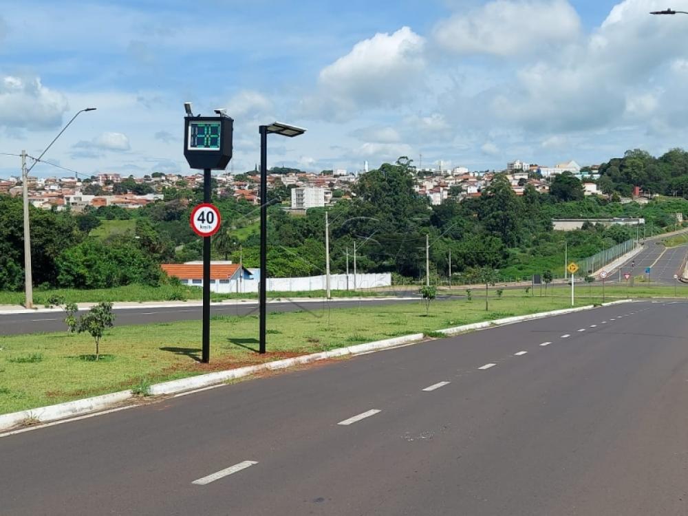 Botucatu ter lombadas eletrnicas para controle de velocidade